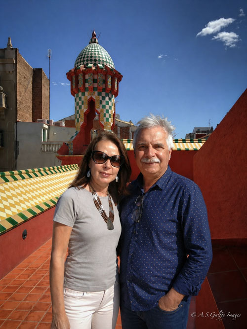 visitors to Casa Vicens on the terrace