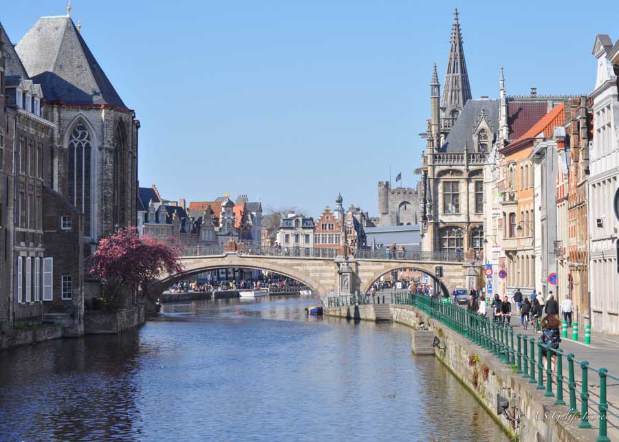 Lieve canal in Ghent