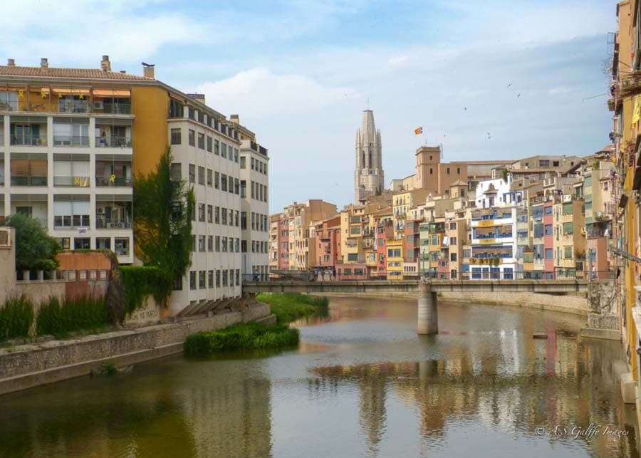view of a canal in Girona
