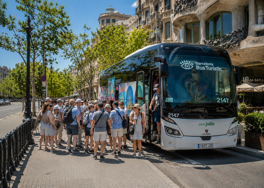 Tour bus, one of the main culprits of over tourism